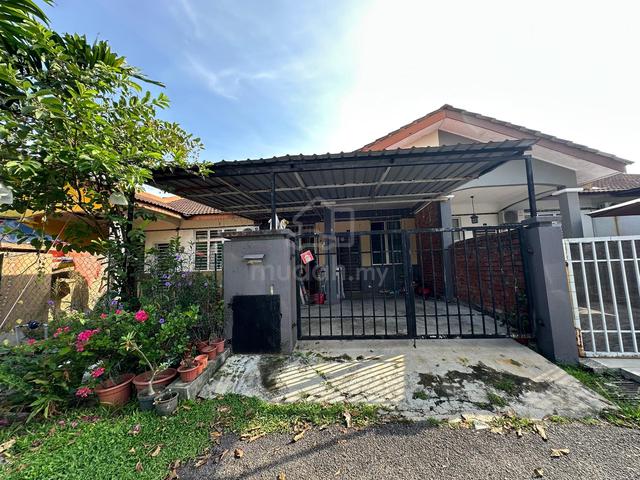 FACING OPEN! 1-Storey Terrace @ Taman Lestari Permai, Seri Kembangan 1