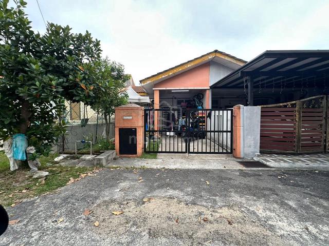 FULL LOAN! 1-Storey House @ Taman Lestari Permai, Seri Kembangan 1