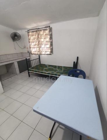 Room for Rent (Near Financial Park) 1