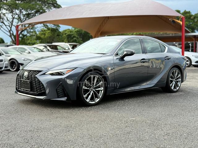 LEXUS IS300 2.0l TURBO F-SPORT. MERDEKA PROMO DEAL - 2