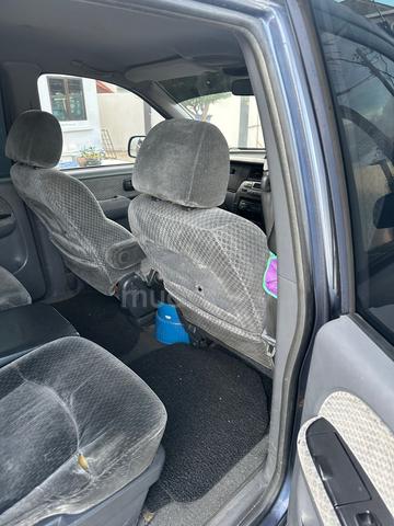 2005 Hyundai TRAJET 2.0 GL (A) - 5