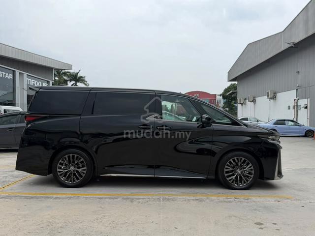 S/STEP DIM 2024 Toyota VELLFIRE Z PREMIER 2k KM - 5