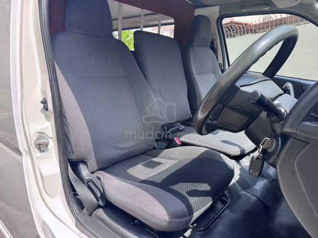 2014 Toyota HIACE 2.5 FACELIFT (M) - 3