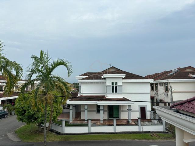 【Gated Guarded 】Riverville Bachang Baru Double Storey Terrace For Rent 1