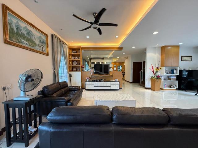 8271sf Big Car Porch| 2-sty Beautiful Taman Khidmat Bungalow|KIS,CKS 1