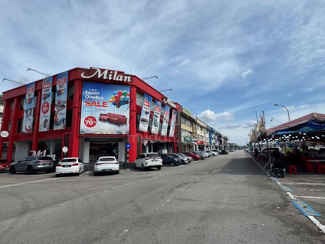 Nusa Bestari 3-Storey Corner Shoplot Facing Main Road For Rent 1