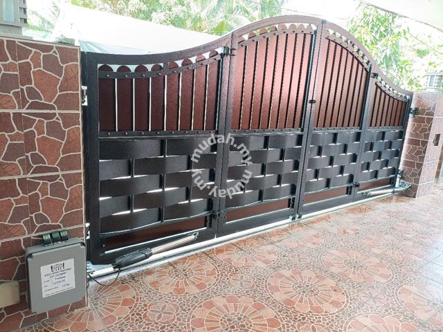 Carousel Image