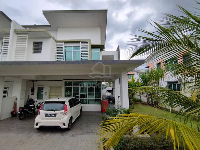Hillpark Pines 2, Double Storey House,Spacious End Lot,Puncak Alam 1