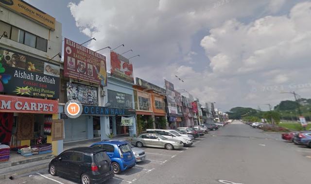Facing Main Road GF + Basement Available June Seri Bangi For Rent 2