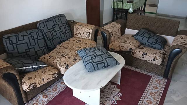 Sharing Room 1
