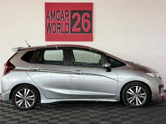 ORI15 Honda JAZZ 1.5 V LEATHER SEAT 3 YR WARRANTY - 4