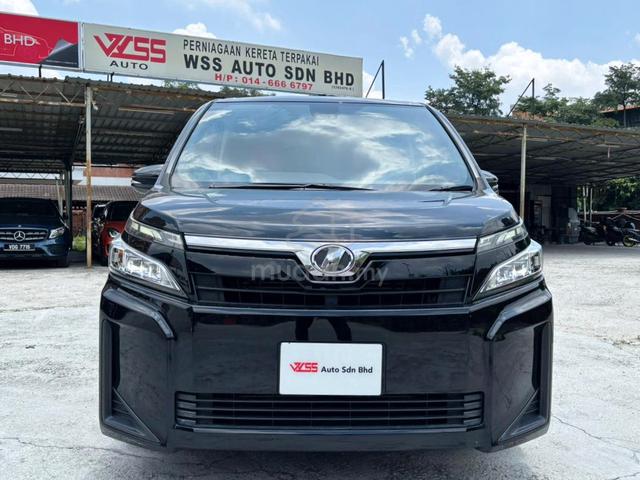 2019 Toyota VOXY 2.0 8 Seater F/Loan Leather seat - 3