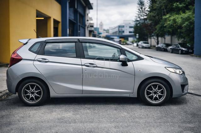 2017 Honda JAZZ 1.5 E (A) - 3