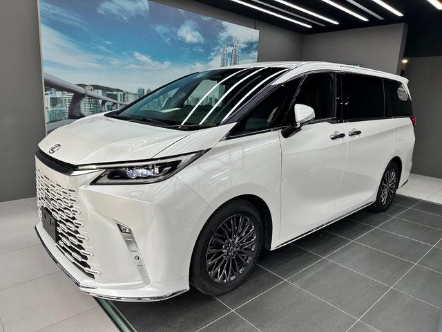 2024 Lexus Lm500h Version L Mark Levinson Unregist - 1