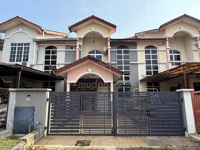 DOUBLE STOREY SIAP RENOVATE Seksyen 3 1