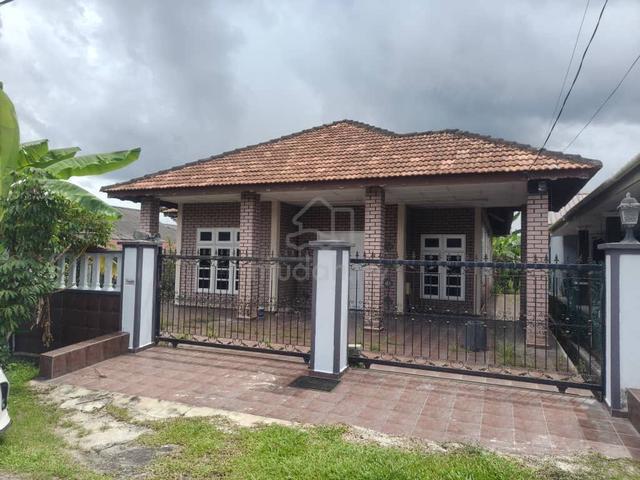 Rumah Banglo Satu Tingkat Taman Sri Lambat Jalan Yakin T6 Kluang 1