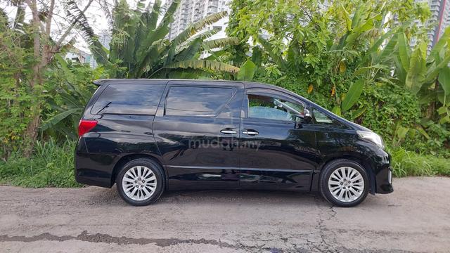 Toyota Alphard 2.4 G 240S MPV leather seats  - 4