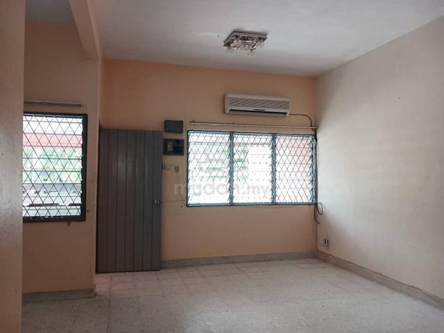 Taman Pekaka double storey house, near by USM 1
