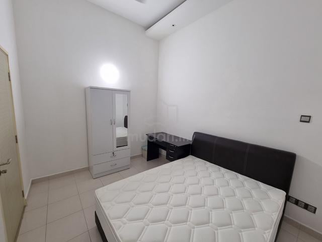 Premium Middle Room at Bayan Lepas, Penang 1
