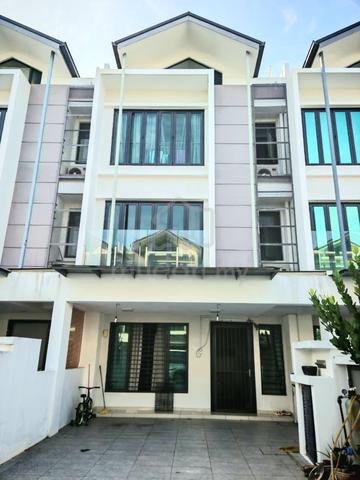 Andira Park, Puchong 3storey house Freehold Gated&Guarded 1