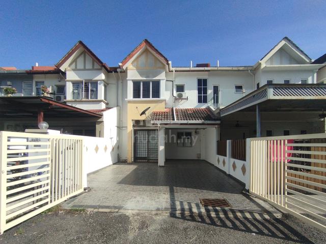 Facing Open, Fully Renovated & Extended, Bandar Kinrara BK 5, Big Room 1