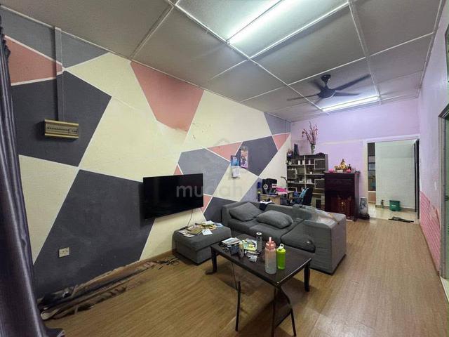 Johor Jaya Jalan Keembong Single Storey 22x70 | Freehold  1
