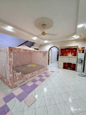 Klang 2sty house for rent 1