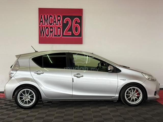 ORI2013 Toyota PRIUS C 1.5 HYBRID 3 YR WARRANTY - 4