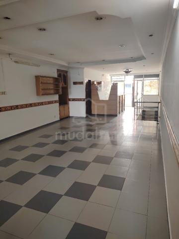 2nd Floor Shoplot unit for rent 1