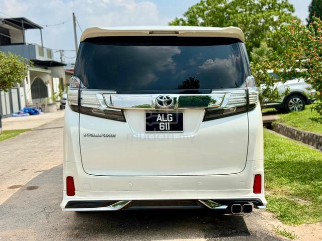 ON THE ROAD 2016 Toyota VELLFIRE 2.5 (A) - 5