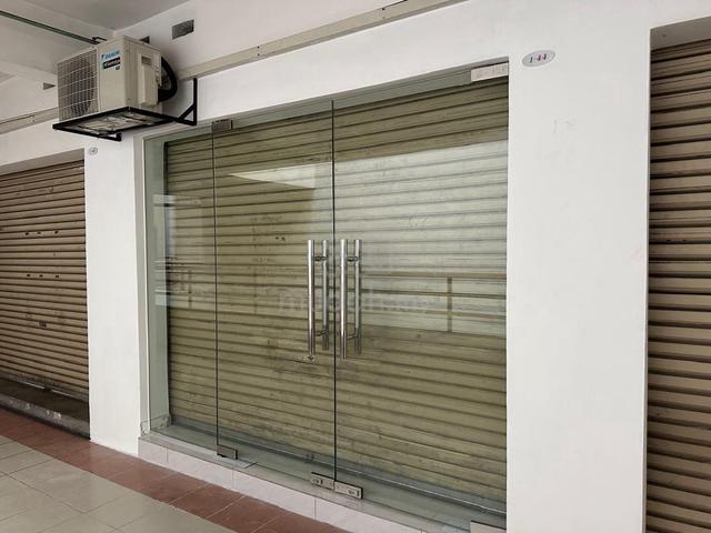 Shop/Commercial Space for Rent - Seri Kembangan 1