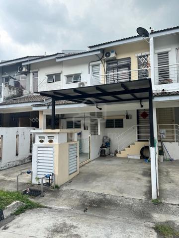 Taman Tasik Puchong Townhouse 1