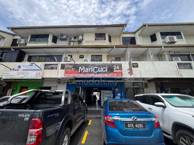 Grace Square Sembulan | 3 Storey Intermediate Shoplot | Tenanted 1