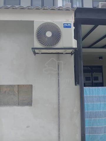 Carousel Image