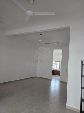 SETIA VISTA 2 STOREY TERRACE 1400sqft BASIC RENOVATION 4 ROOM RELAU 1