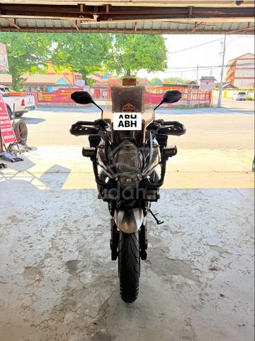 Carousel Image Selected