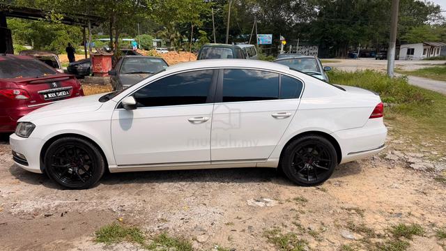 2013 Volkswagen PASSAT 1.8 TSI (CBU) (A) - 3