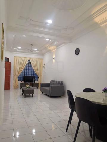 Kelapa Sawit Taman Manis 1 Storey House 4 Bedrooms Fully Furnished 1
