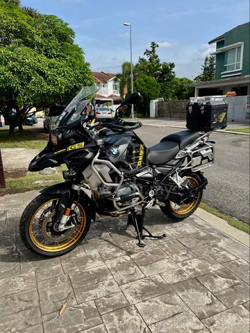 Carousel Image