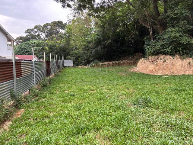 Vacant Land for rent at Cangkat Delima 1, Island Glades 1