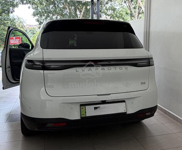 2025 Leapmotor B10 0.0 DESIGN MY25 (A) - 3
