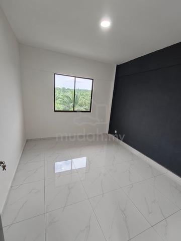 Flat Taman Plentong Utama 1
