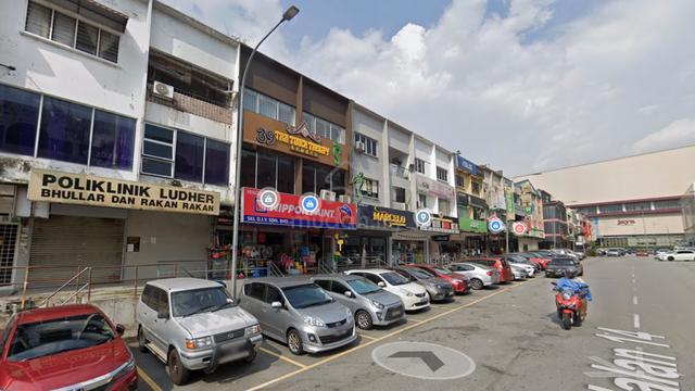 Ground Floor Sec 14 Shop Petaling jaya 1
