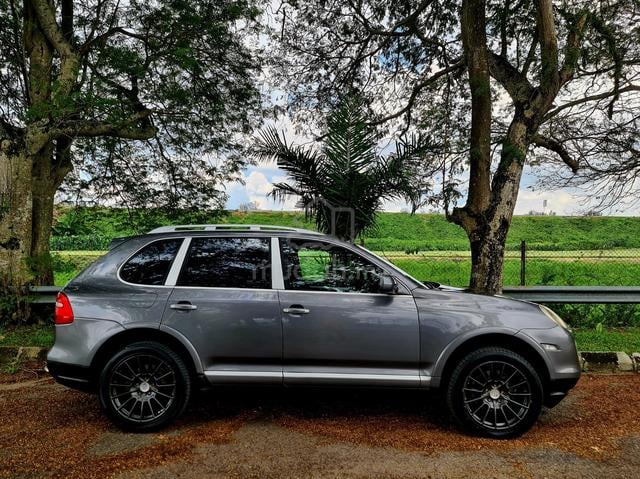 Porsche Cayenne 3.6 V6 Sunroof BoseSound RvrCamera - 3