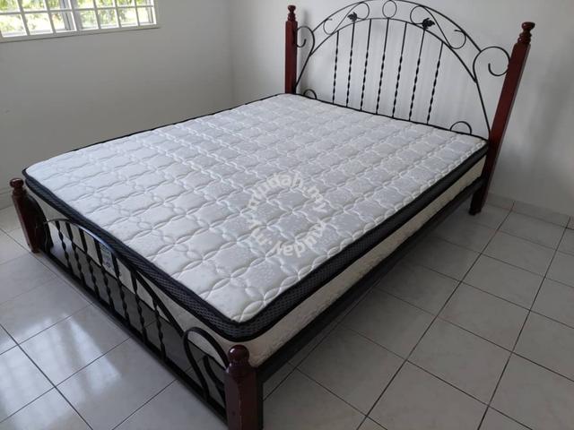 bed and bath mattress
