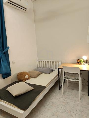 Small Room Landed House Fully Furnished,Batu Maung near second bridge 1