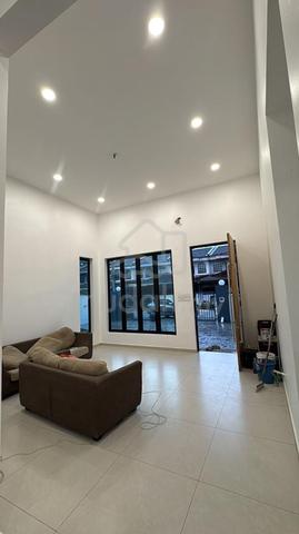 Renovated 1 Storey Bungalow Jln Damai Tmn Desa Damai Pekan Nanas Sale 1