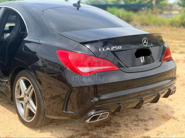 2015 Mercedes Benz CLA180 (CBU) 1.6 (A) - 4
