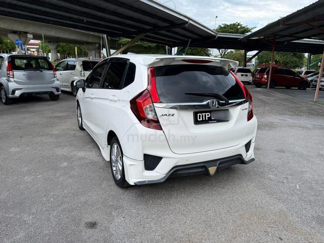 2017 Honda JAZZ 1.5 E (A) - 3