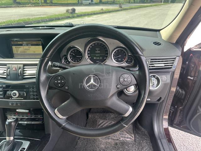 2012 Mercedes Benz E250 CGI SUNROOF ONE OWNER - 3